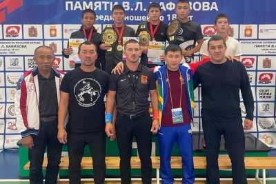 Борцы-вольники из Хакасии успешно выступили на всероссийском турнире