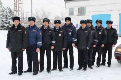В Хакасии 12 офицеров отвечали на вопросы и маневрировали на автомобиле