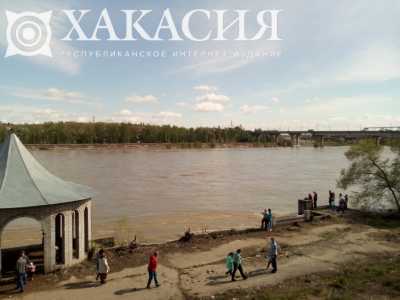 Уровень воды в реке Абакан устойчиво снижается