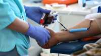 В России начали лечить COVID-19 переливанием крови переболевших