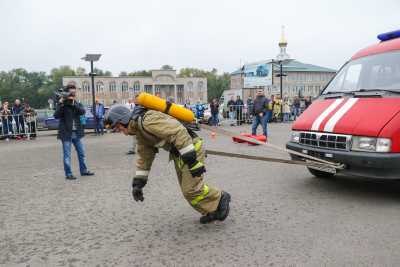В Хакасии пожарные удивили всех своей силой