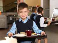 В Хакасии горячее питание получат все школьники начальных классов