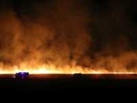 В Хакасии пытаются ликвидировать крупный степной пожар