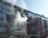 В Иркутске загорелся торговый центр