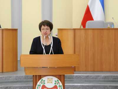 На сессии Верховного Совета Хакасии выступила Надежда Максимова