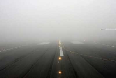 Ничего не видно: из-за тумана самолёты не могут приземлиться в Абакане