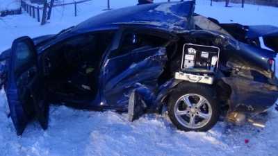 На трассе в Хакасии погиб пассажир иномарки