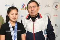 Девушка из Хакасии завоевала золото первенства России по тяжелой атлетике