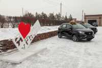 «Русский Уголь» подарил новые автомобили горнякам в Хакасии