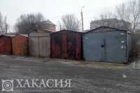 Черногорец разворовывал гаражи в Абакане