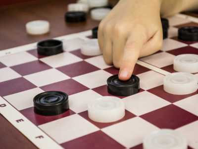 В Черногорске Международный женский день отметили шашечным турниром