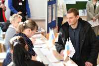 Глава Хакасии проголосовал на выборах президента России