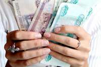 Представление с газетой и наволочкой стоило абаканской пенсионерке 125 тысяч рублей