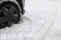 Сильный ветер и снег обещают Хакасии