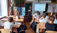 Школьники Хакасии узнали о вреде употребления веществ