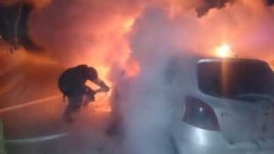 Ночной пожар в Абакане тушили 13 огнеборцев