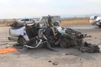 Утром на трассе в Хакасии в лобовом ДТП погиб водитель