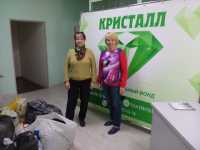 В Хакасии ветераны пенитенциарного ведомства передали вещи в благотворительный фонд