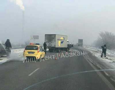 В Хакасии разбился грузовик