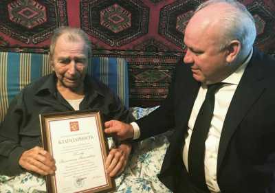 В Хакасии участник Великой Отечественной войны получил Благодарность президента