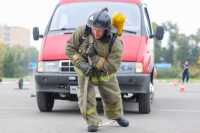 В Хакасии пожарные буксировали Газель, чтобы выяснить, кто сильнее