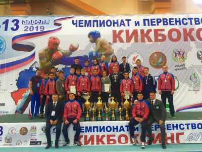 Кикбоксеры Хакасии завоевали множество наград чемпионата и первенства России