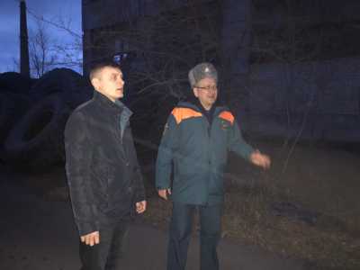 Глава Хакасии выехал на место пожара на заводе в Черногорске