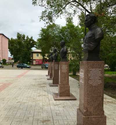 В Черногорске установили восемь бюстов землякам - Героям Советского Союза