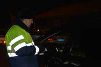 Дорожные полицейские преградили автомобилистам дорогу на въезде в Абакан