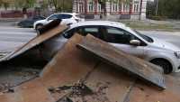 Эксперты рассказали, каким российским регионам угрожают град и ураганы