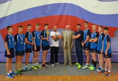 Хакасские волейболисты  завоевали золото всероссийских соревнований