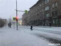 Красноярск с утра 25 октября засыпало снегом