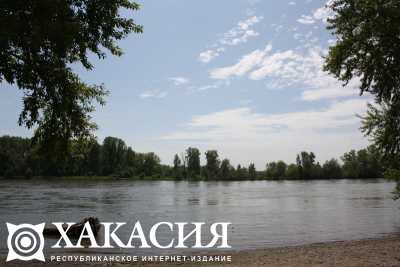 На реке Абакан ожидаются резкие подъемы уровней воды