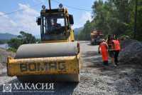 В Хакасии ремонтируют сельские дороги