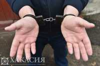 Растительная масса в пакете: молодого сельчанина задержали в Хакасии