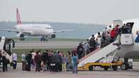 В Минтрансе объяснили отказ от дистанцирования пассажиров в самолетах