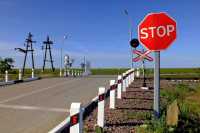 Гаишники проверят, умеют ли водители Хакасии проезжать железнодорожние переезды