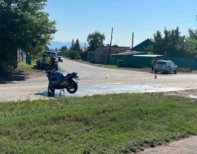 Мотоциклист и пьяный автомобилист не поделили дорогу в Черногорске