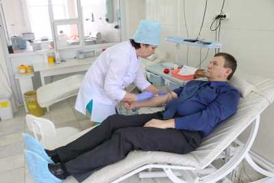 В Хакасии сдают кровь пострадавшим при пожаре в «Зимней вишне»