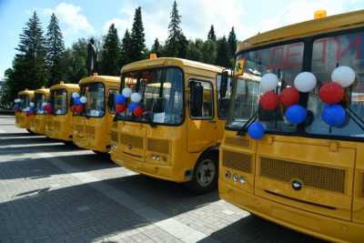 Вдвое больше автобусов получит школьный автопарк республики