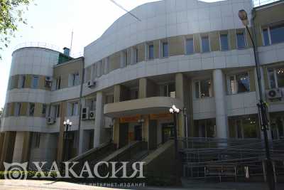 Пенсионеры могут уйти на больничный до 23 августа в Хакасии
