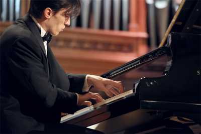 Всемирно известный пианист даст концерт в Хакасии