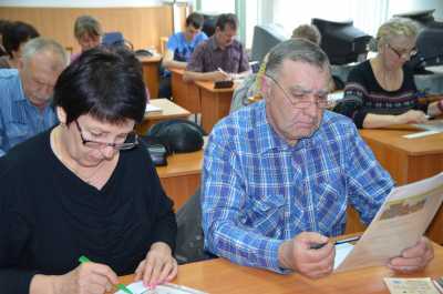 В Хакасии вновь открыты курсы для пожилых водителей