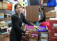 Екатерина Серякова: «Один из абаканских предпринимателей пожертвовал 100 килограммов конфет. В преддверии новогодних праздников сформируем из них сладкие подарки». 