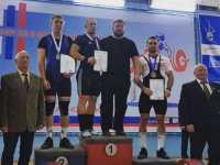Росгвардеец из Хакасии занял первое место на чемпионате Сибири по тяжелой атлетике