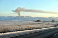 В Пригорске скоро перестанет дымить эта котельная. Ей на смену придёт новый теплоисточник — более мощный и экологичный благодаря современному газоочистительному оборудованию. Об этом сообщает «Черногорск-Информ». 