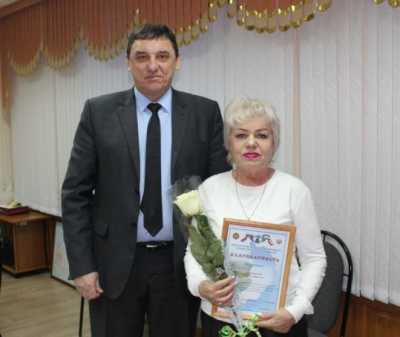 В Хакасии дорожников наградили за помощь водителям на трассе в мороз