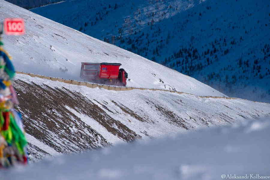 Много снега и Сотый перевал: фоторепортаж Александра Колбасова
