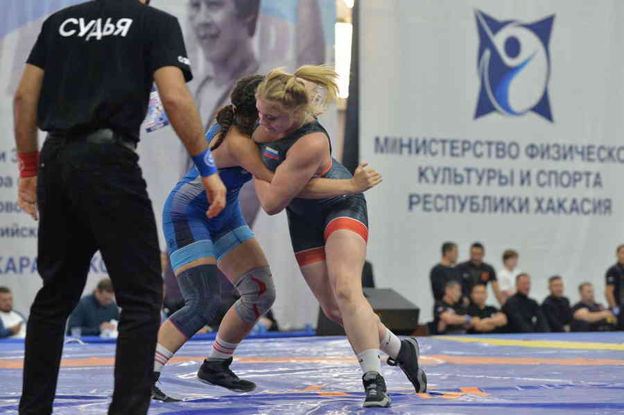Всероссийские соревнования по вольной борьбе