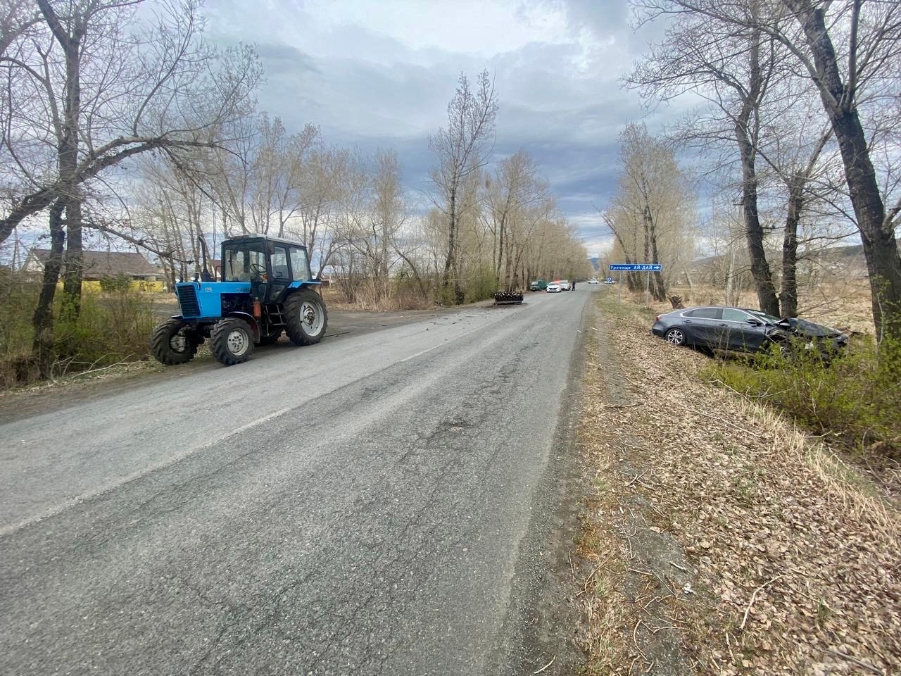 Из-за трактора житель Хакасии оказался в больнице | 02.05.2024 | Абакан -  БезФормата